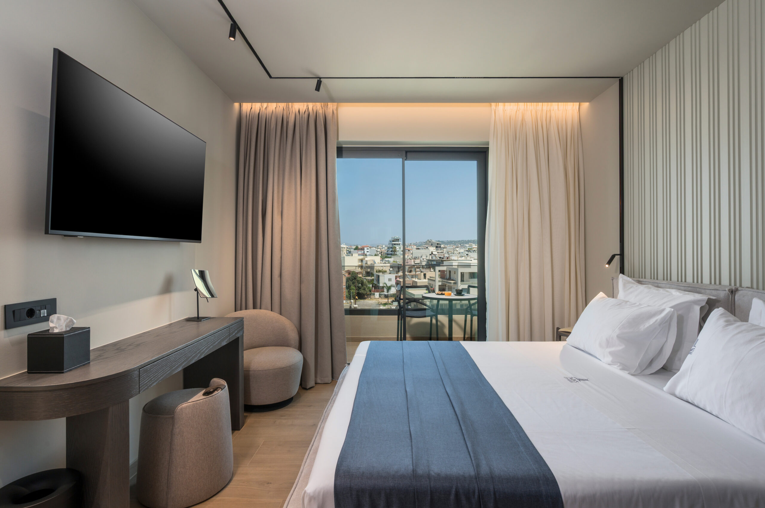 One Bedroom Family Apartment