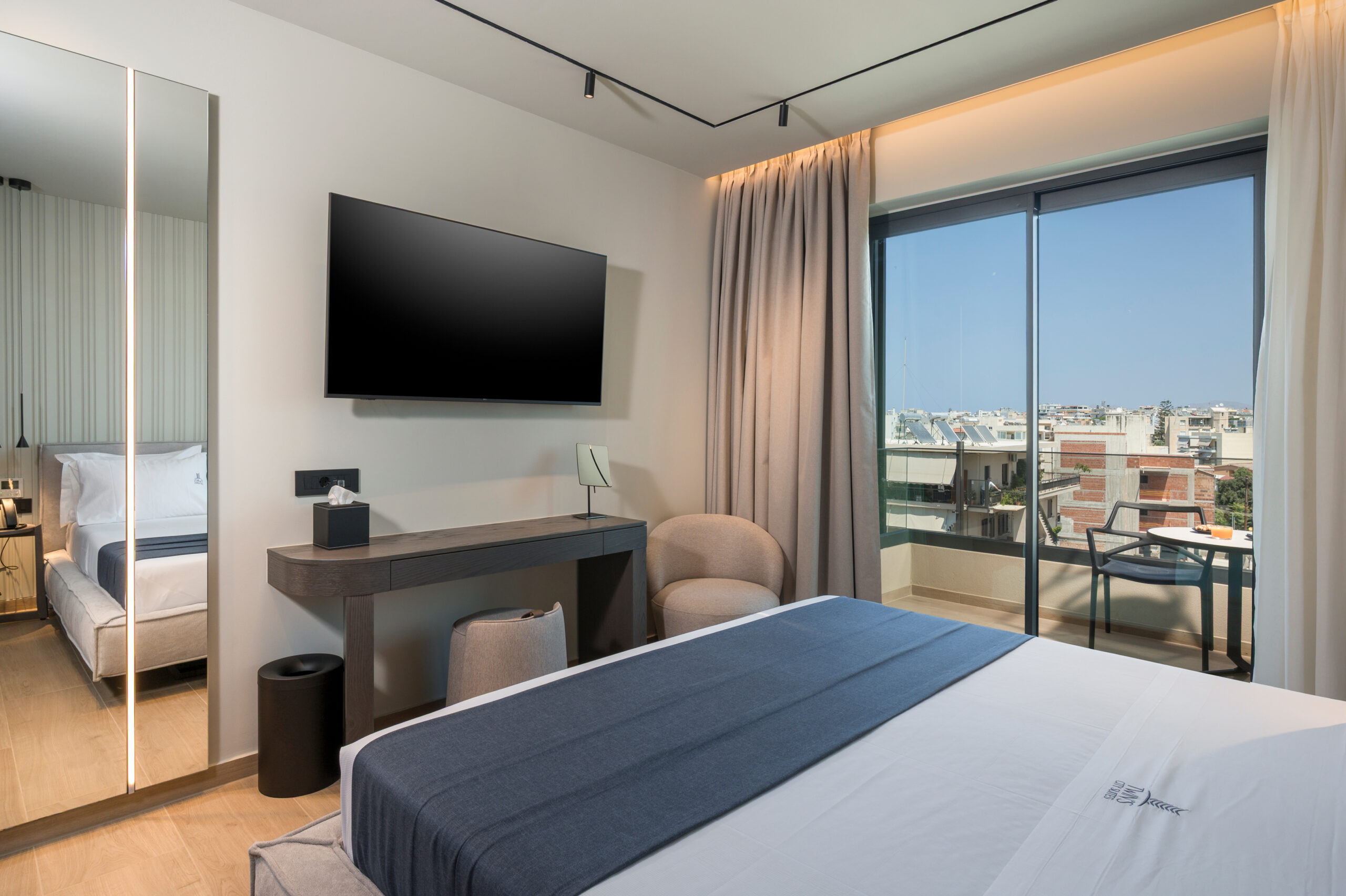 One Bedroom Family Apartment